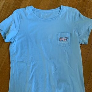 Vineyard vines t shirt
